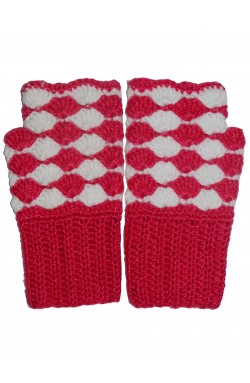  Graminarts handmade crochet Fingerless Gloves design - Plum pink and White
