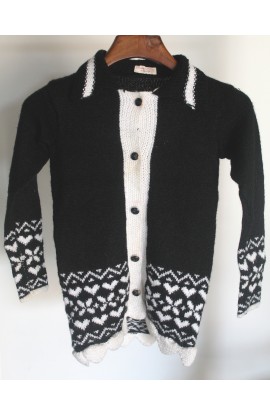 Graminarts Handmade Woollen Black Color Full Sleeves Cardigan For Women