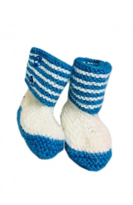 Beautifull Handmade woolen shoes for baby boys white and blue color for 12-24M