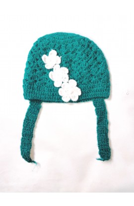 Elegant White Floral Pattern Hand Crochet Design Cap For Baby Girls